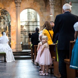 Hochzeitsfotograf: kirchliche Trauung Hochzeitsreportage Köln - Dorina Köbele-Milaş