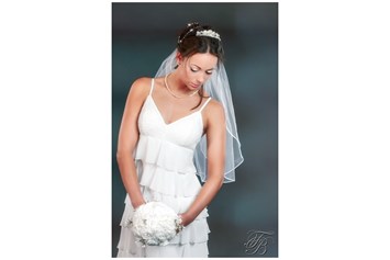 Hochzeitsfotograf: Brautshooting indoor Studioaufnahme - Fotostudio Bremer