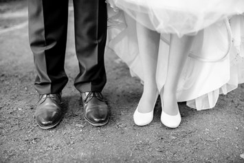 Hochzeitsfotograf: Auch die Schuhe gehören fotografiert - DW_Hochzeitsfotografie