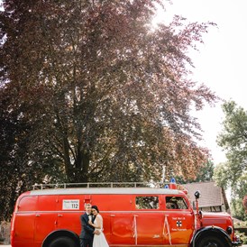 Hochzeitsfotograf: Das nenne ich mal einen Brautwagen - DW_Hochzeitsfotografie