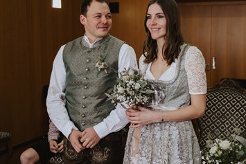 Hochzeitsfotograf: Im Jänner durfte ich die schöne Trauung vom Brautpaar Schwendinger in Dornbirn begleiten.  - Glücksbild Fotografie