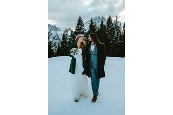 Hochzeitsfotograf: Hochzeit auf der Dolomitenhütte in Osttirol (Winterhochzeit) Lienz

Hochzeitsfotograf Lienz - Valentino Zippo Photography