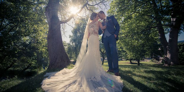 Hochzeitsfotos - Fotobox mit Zubehör - Reuharting - VideoFotograf - Kump