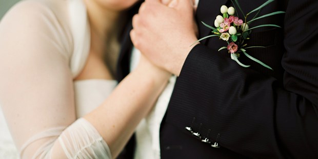 Hochzeitsfotos - Copyright und Rechte: Bilder auf Social Media erlaubt - Großweitzschen - Florian & Julia