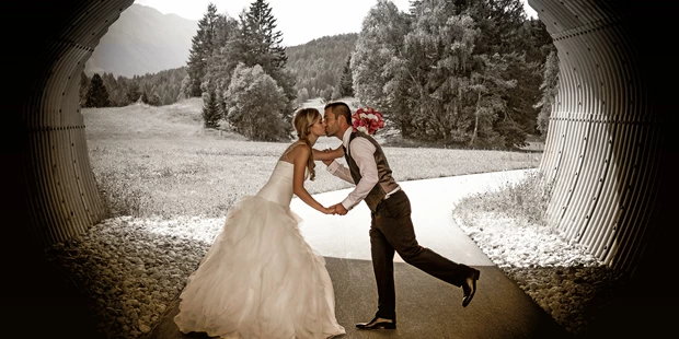Hochzeitsfotos - Copyright und Rechte: Bilder auf Social Media erlaubt - Deisenhausen - Danijel Jovanovic Photography