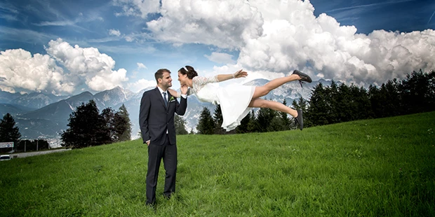 Hochzeitsfotos - Fotostudio - Trins - Beispiel: flying bride - Wolfgang Thaler photography