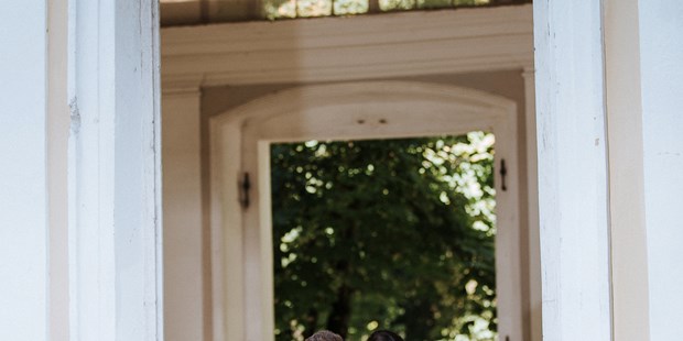 Hochzeitsfotos - Art des Shootings: Portrait Hochzeitsshooting - Tiroler Oberland - Kerstin und Markus in natürlichem Rahmen in Szene gesetzt ... Es war eine tolle Hochzeit in Innsbruck - click & smile photography