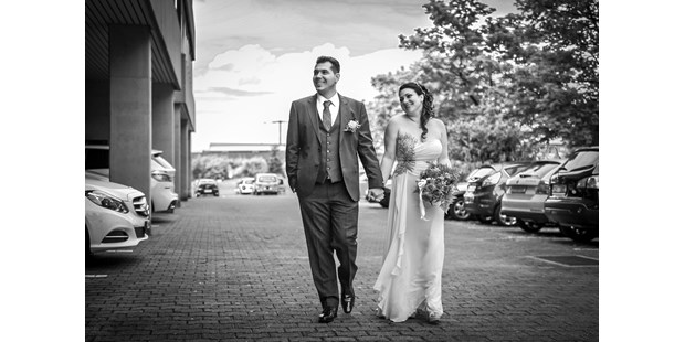 Hochzeitsfotos - Copyright und Rechte: Bilder auf Social Media erlaubt - PLZ 88427 (Deutschland) - Betsch-art Hochzeitsfotografie