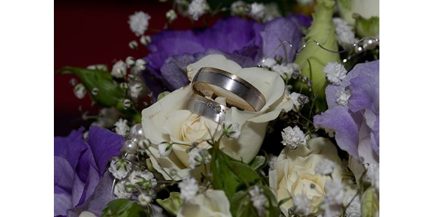Hochzeitsfotos - zweite Kamera - Itingen - Betsch-art Hochzeitsfotografie