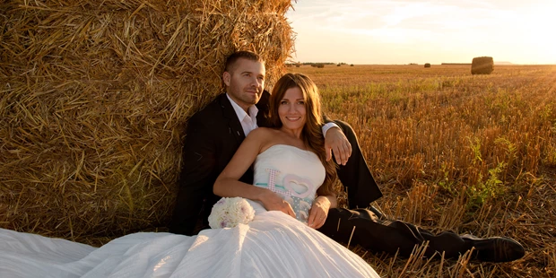 Hochzeitsfotos - Copyright und Rechte: Bilder privat nutzbar - Löpten - Wundervolle Hochzeit von Katharina und Alexander in Weißrussland  - Maks Yasinski