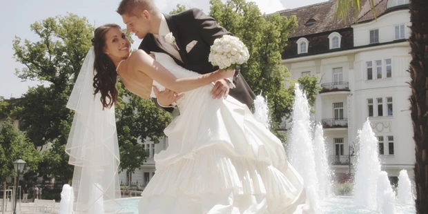 Hochzeitsfotos - Copyright und Rechte: Bilder auf Social Media erlaubt - Maria-Lanzendorf - RueMa Photographic