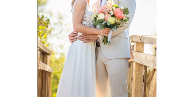 Hochzeitsfotos - Copyright und Rechte: Bilder auf Social Media erlaubt - Ludwigslust - Wasiphotos 