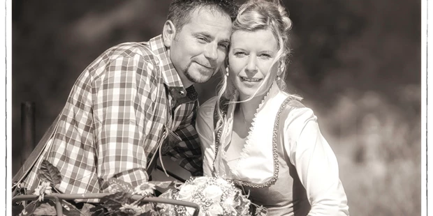 Hochzeitsfotos - Copyright und Rechte: Bilder auf Social Media erlaubt - Hattendorf - Alexandra Gasser