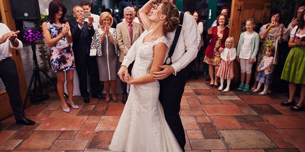 Hochzeitsfotos - zweite Kamera - Stefan & Lisa (Eidenberger Alm) - Jakob Lehner Photography