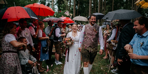 Hochzeitsfotos - Copyright und Rechte: Bilder auf Social Media erlaubt - Biberbach (Biberbach) - Hochzeit Südsteiermark / St. Veit am Vogau - Pixellicious