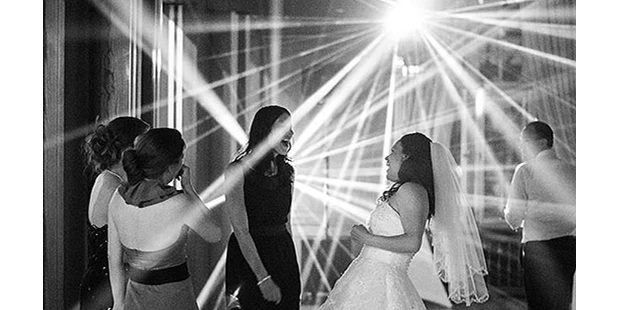 Hochzeitsfotos - Copyright und Rechte: Bilder auf Social Media erlaubt - Hahnheim - Hochzeitsfeier Hochzeitsfotografie Dorina Köbele-Milas - Dorina Köbele-Milaş