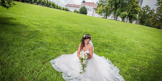 Hochzeitsfotos - Videografie buchbar - Karlsdorf (Pernersdorf) - Hochzeit Schloss Ennsegg  - Roman Gutenthaler
