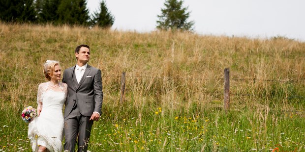 Hochzeitsfotos - Copyright und Rechte: Bilder frei verwendbar - Saag (Techelsberg am Wörther See) - Hochzeitsfotograf www.janesch.eu - Daniel Janesch Photographpy