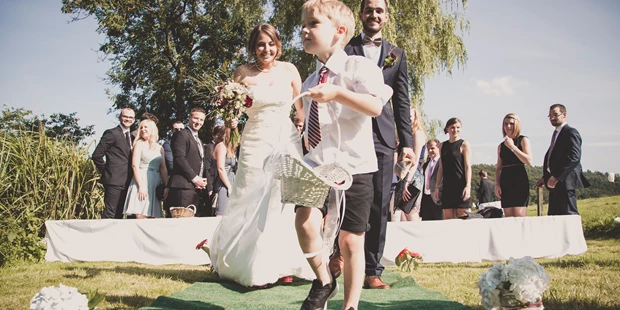 Hochzeitsfotos - Copyright und Rechte: Bilder auf Social Media erlaubt - Amöneburg - Axel Wascher
