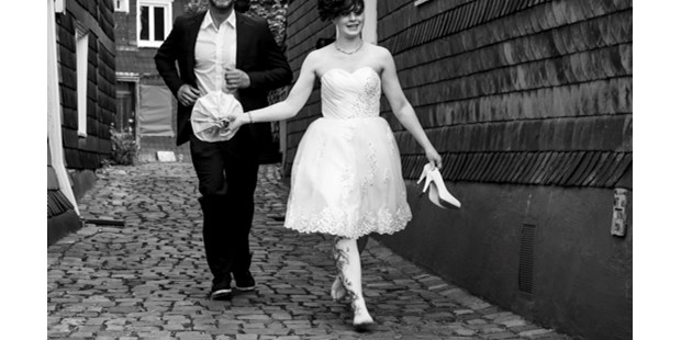 Hochzeitsfotos - Art des Shootings: Trash your Dress - Essen - Axel Wascher