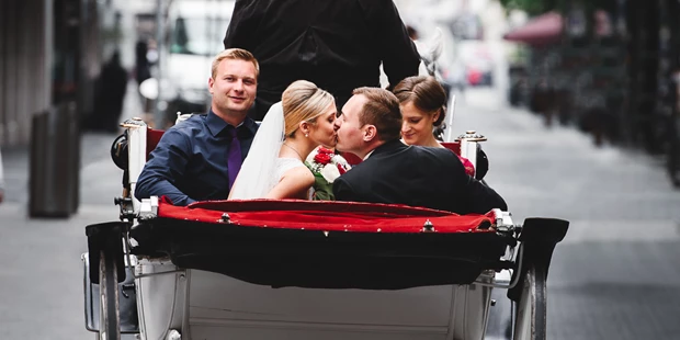 Hochzeitsfotos - Copyright und Rechte: Bilder dürfen bearbeitet werden - Köln Braunsfeld - BE BRIGHT PHOTOGRAPHY