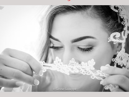 Hochzeitsfotos - Art des Shootings: Trash your Dress - Fließ - Foto Girone
