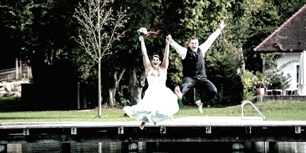 Hochzeitsfotos - Art des Shootings: Fotostory - PLZ 9623 (Österreich) - Hochzeitsfotograf für das etwas andere Shooting... After Wedding trash the dress - Der Hochzeitsfotograf: MS Fotografie
