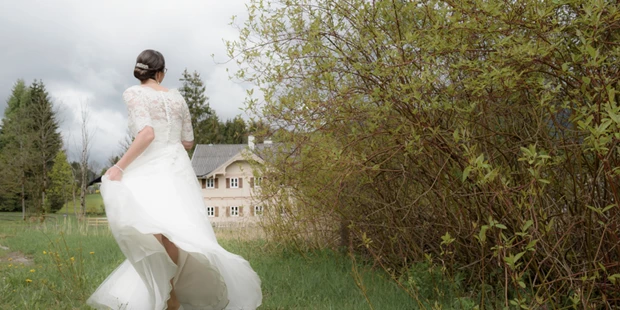Hochzeitsfotos - Videografie buchbar - Dürnsteiner Waldhütten - fotografie sabine gruber