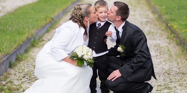 Hochzeitsfotos - Copyright und Rechte: Bilder auf Social Media erlaubt - PLZ 1010 (Österreich) - Flora Fellner Fotografie