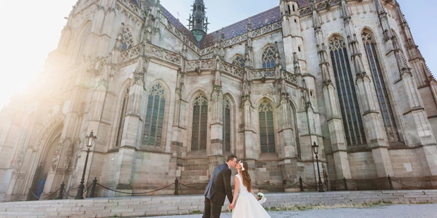 Hochzeitsfotos - Copyright und Rechte: Bilder auf Social Media erlaubt - Eggenburg - Monika Inczeova