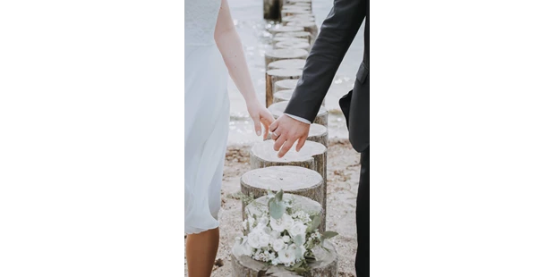 Hochzeitsfotos - Copyright und Rechte: Bilder auf Social Media erlaubt - Kummer -  Hochzeitsfotografie Florian Ostermann