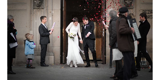Hochzeitsfotos - Copyright und Rechte: Bilder auf Social Media erlaubt - Vetschau - Georg Meierotto