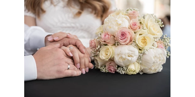 Hochzeitsfotos - Copyright und Rechte: keine Vervielfältigung erlaubt - Wachenheim - BUYMYPICS Foto & Video