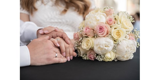 Hochzeitsfotos - Copyright und Rechte: Bilder dürfen bearbeitet werden - Ailertchen - BUYMYPICS Foto & Video
