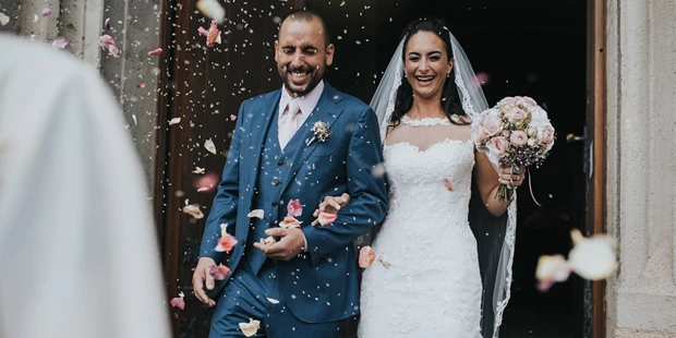 Hochzeitsfotos - Copyright und Rechte: Bilder auf Social Media erlaubt - Wöllstadt - Hochzeit Rittergur Orr Köln - Stefano Chiolo Hochzeitsreportagen