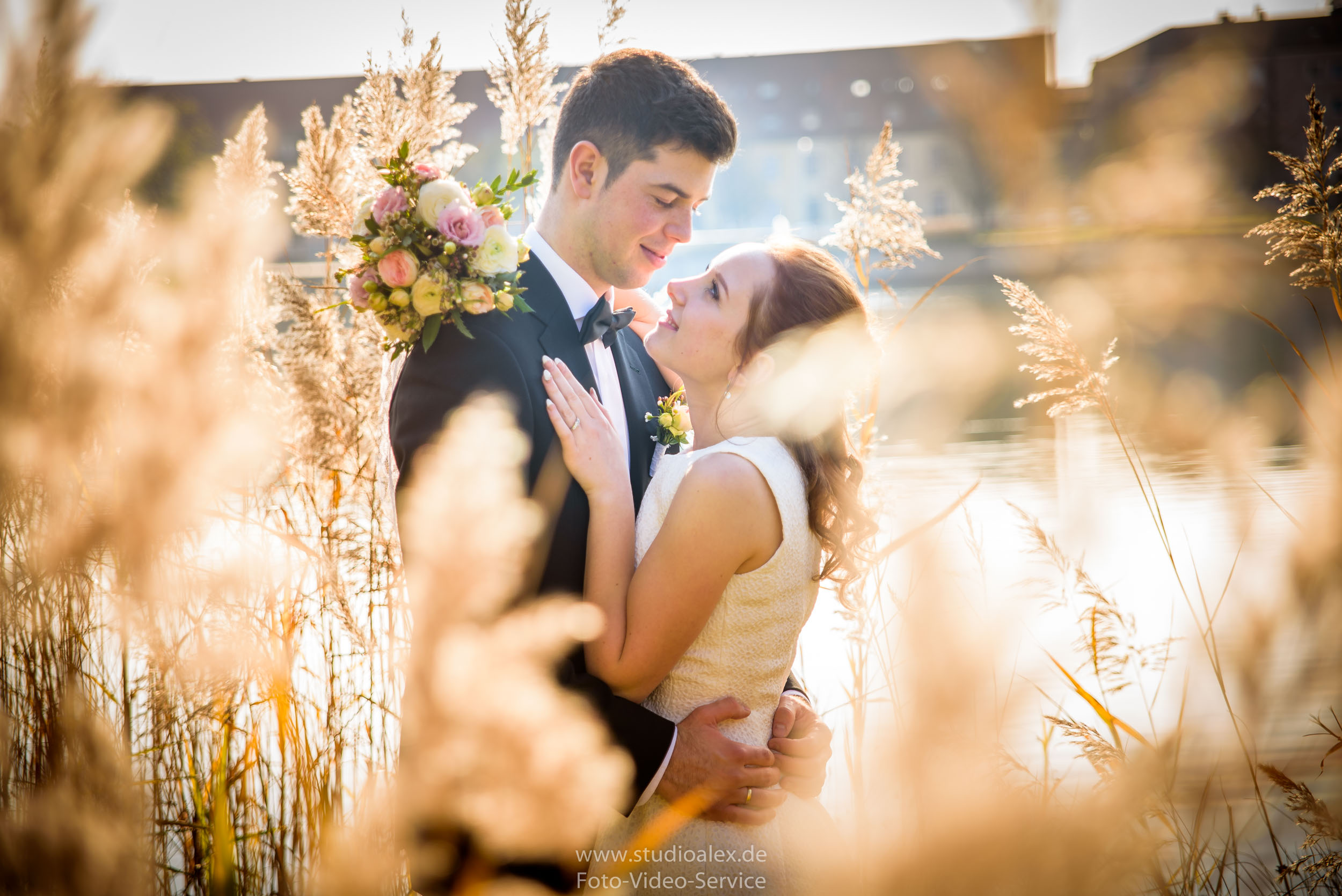 Hochzeitsfotograf - Hochzeitsfotografie Regensburg, Hochzeitsfotograf Regensburg Oberpfalz Bayern. - Hochzeitsfotograf Amberg & Umgebung. Hochzeitsreportagen & Hochzeitsalben