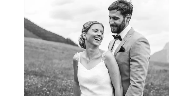 Hochzeitsfotos - Copyright und Rechte: Bilder privat nutzbar - Neckartailfingen - Afterwedding Shooting Lisa Viertel - Lisa Viertel