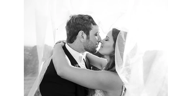 Hochzeitsfotos - Copyright und Rechte: Bilder auf Social Media erlaubt - Lehen (Telfs) - Hochzeitsfotos Lisa Viertel - Lisa Viertel