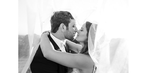 Hochzeitsfotos - Copyright und Rechte: Bilder auf Social Media erlaubt - Bayern - Hochzeitsfotos Lisa Viertel - Lisa Viertel