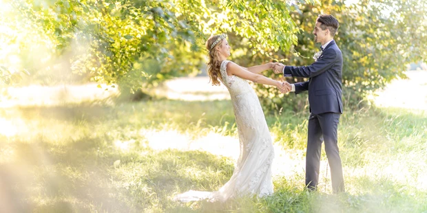 Hochzeitsfotos - Copyright und Rechte: Bilder auf Social Media erlaubt - Großarl - Roman Huditsch Fotografie