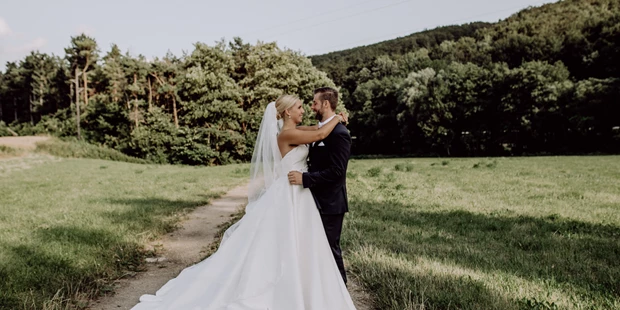Hochzeitsfotos - zweite Kamera - Allentsteig - Anna Enya Photography