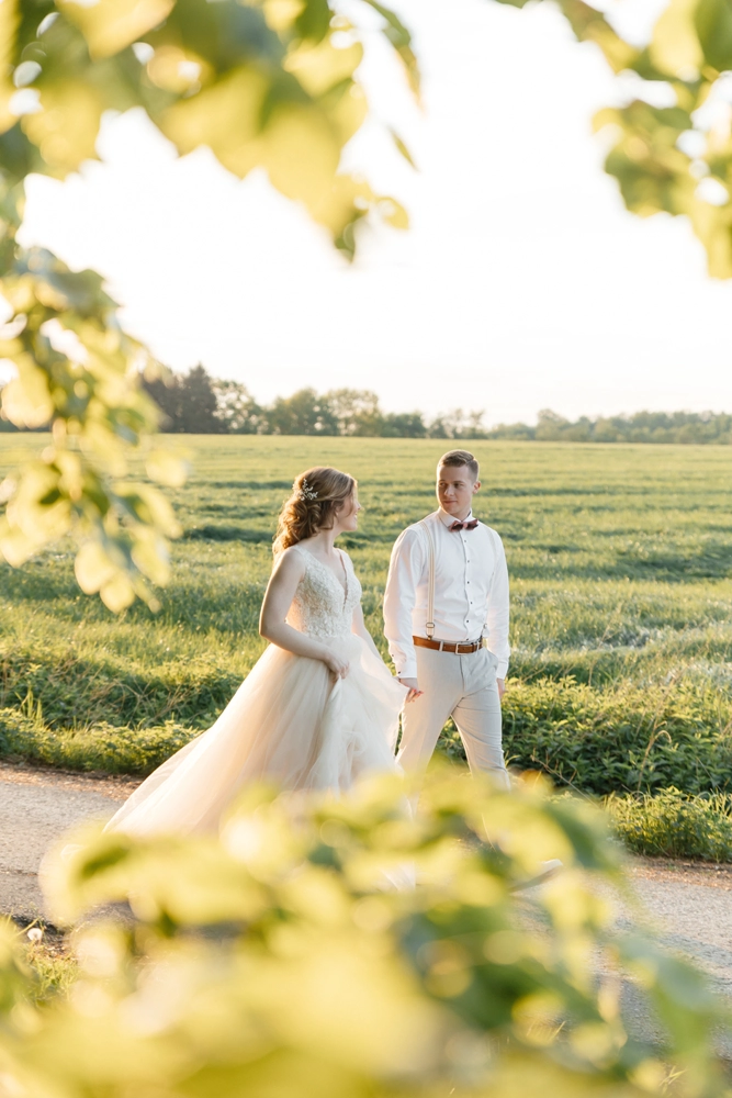 Hochzeitsfotograf - Hochzeitspaarshooting - Natalia Fichtner - Hochzeitsreportege liebevoll von ganzen Herzen in Nürnberger Land, Oberpfalz und ganz Bayern