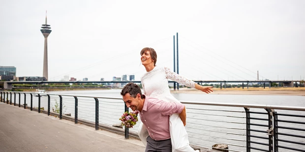 Hochzeitsfotos - Berufsfotograf - Kirn - Düsseldorf - Slawa Smagin - lockere Hochzeitsreportagen in AT,CH,DE