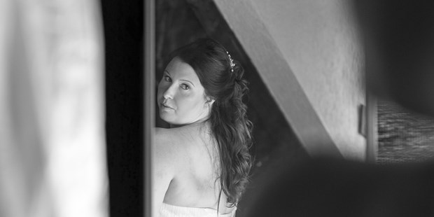 Hochzeitsfotos - Art des Shootings: Portrait Hochzeitsshooting - Pölich - Nora Mangu Photography