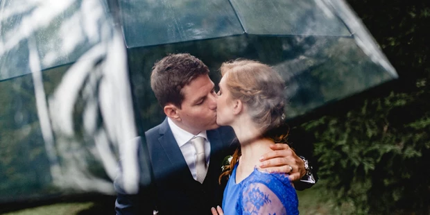 Hochzeitsfotos - Copyright und Rechte: Bilder auf Social Media erlaubt - Fürstenfeldbruck - TRAUMLICHT - Hochzeitsfotografie in Tirol