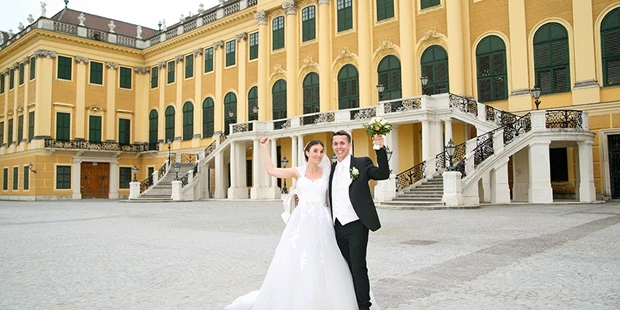Hochzeitsfotos - Sankt Florian (Sankt Florian) - Schloss Schönbrunn Wien - phototiller I Sophie Tiller