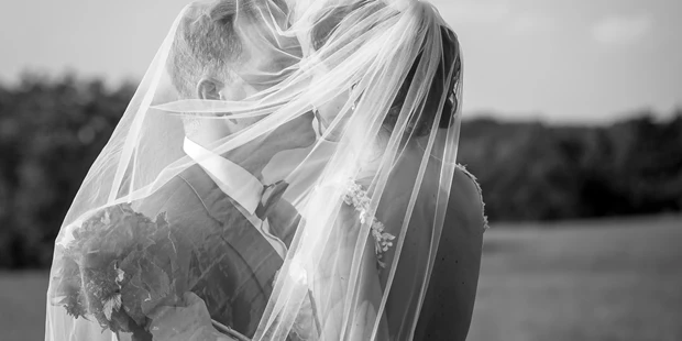 Hochzeitsfotos - Copyright und Rechte: Bilder auf Social Media erlaubt - Kerken - Yvonne Gerlach