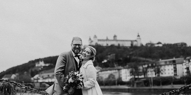 Hochzeitsfotos - Sandberg (Landkreis Rhön-Grabfeld) - Juliane Kaeppel - authentic natural wedding photography