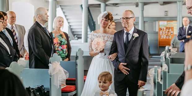 Hochzeitsfotos - Copyright und Rechte: Bilder frei verwendbar - Bürgstadt - Juliane Kaeppel - authentic natural wedding photography