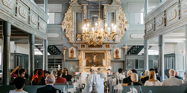 Hochzeitsfotos - Art des Shootings: Fotostory - Waldbrunn (Landkreis Würzburg) - Juliane Kaeppel - authentic natural wedding photography